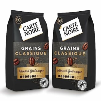 Deux paquets de grains de café Carte Noire.